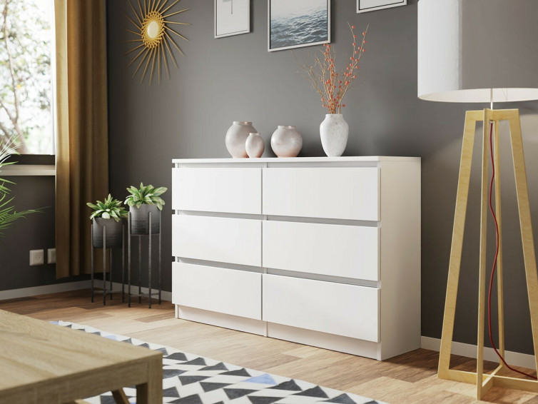 Hvid kommode 120 cm bredt med 6 store skuffer
