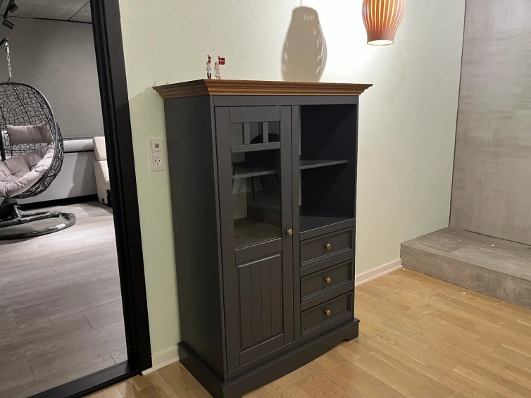 BELLUNO ELEGANTE Vitrineskab IV Massivt Tr&aelig; Grafit / Eg - Outlet - Udstillingsmodel