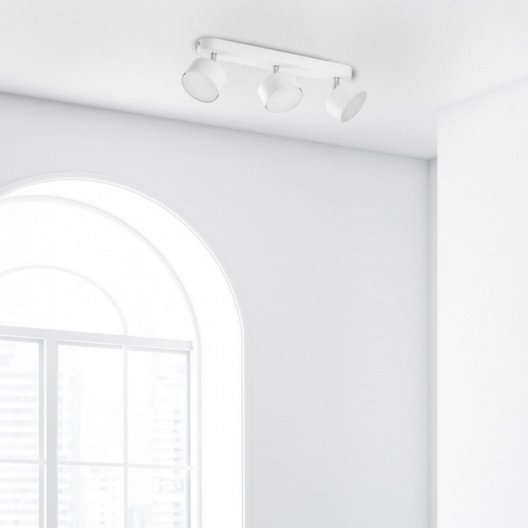 CLARK spotlampe til loftet med 3 lyskilder – hvid