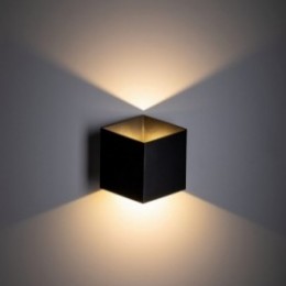 CUBE udend&oslash;rs LED-v&aelig;glampe &ndash; sort
