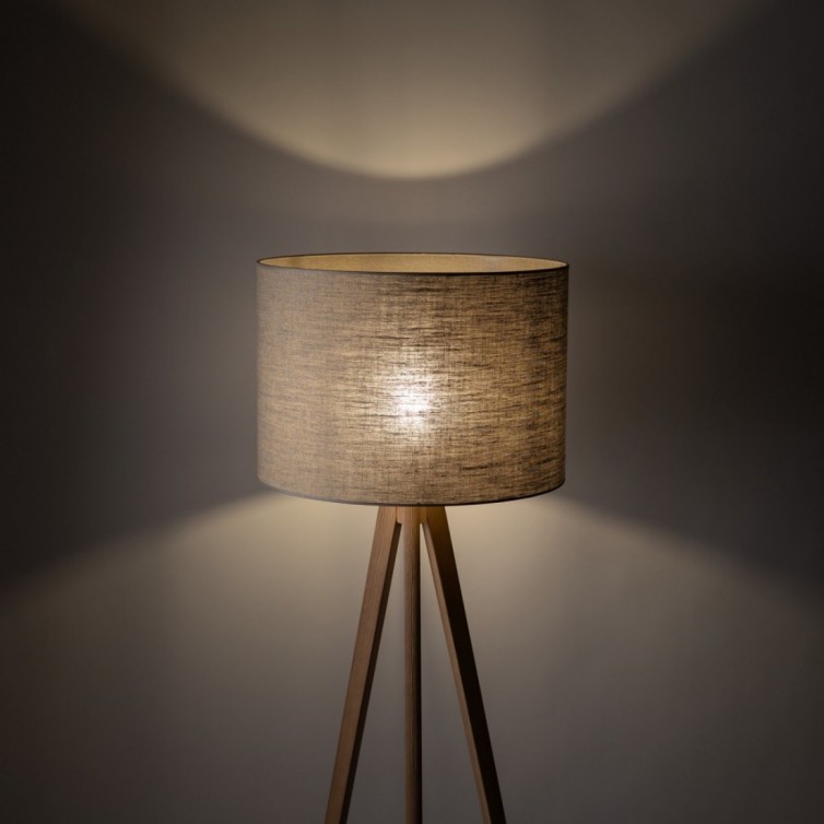 GRAND gulvlampe – fyrretræsfarvet