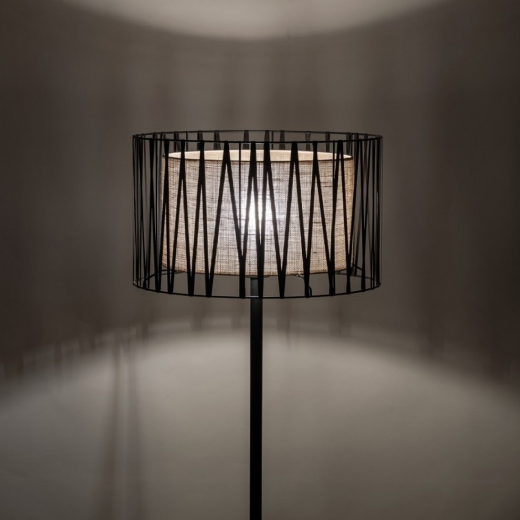 HARMONY gulvlampe – sort/jutefarvet