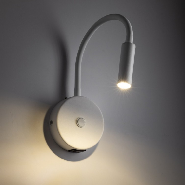 LAGOS væglampe med 1 lyskilde – med USB – hvid
