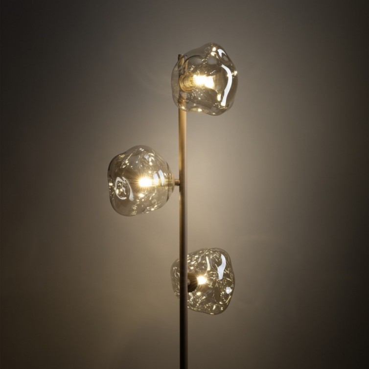 LAVA gulvlampe &ndash; sandfarvet
