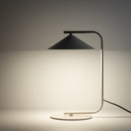 LUME bordlampe – kashmirfarvet
