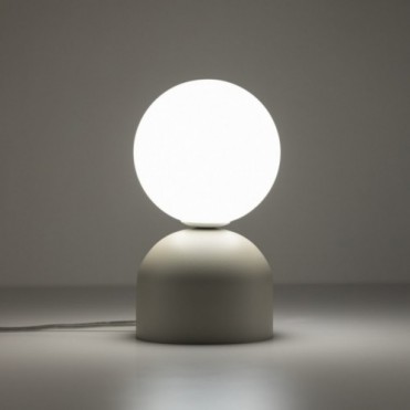 MIKI bordlampe &ndash; beige