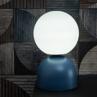 MIKI BIG bordlampe &ndash; m&oslash;rkebl&aring;