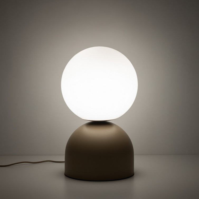 MIKI bordlampe – sandfarvet