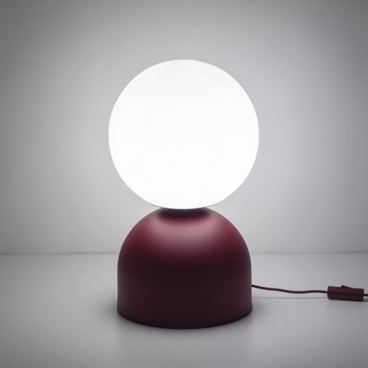 MIKI BIG bordlampe &ndash; bordeaux/hvid