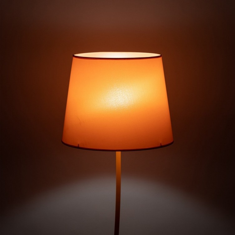 NICOLA gulvlampe – orange