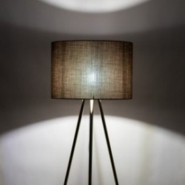 UMBERTO gulvlampe – guldfarvet/brun – 70 cm